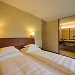 Hotel Kroenele 4*