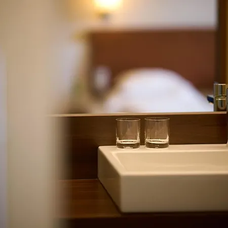 Kroenele Hotel 4*